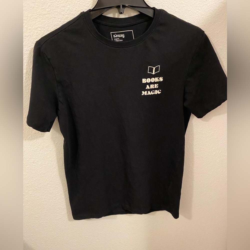 SINSAY Black T-shirt. Size S